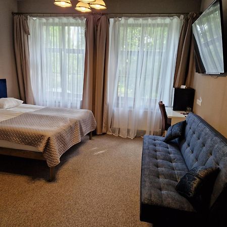 Hotel Karklu Muiza Γιέλγκαβα Εξωτερικό φωτογραφία