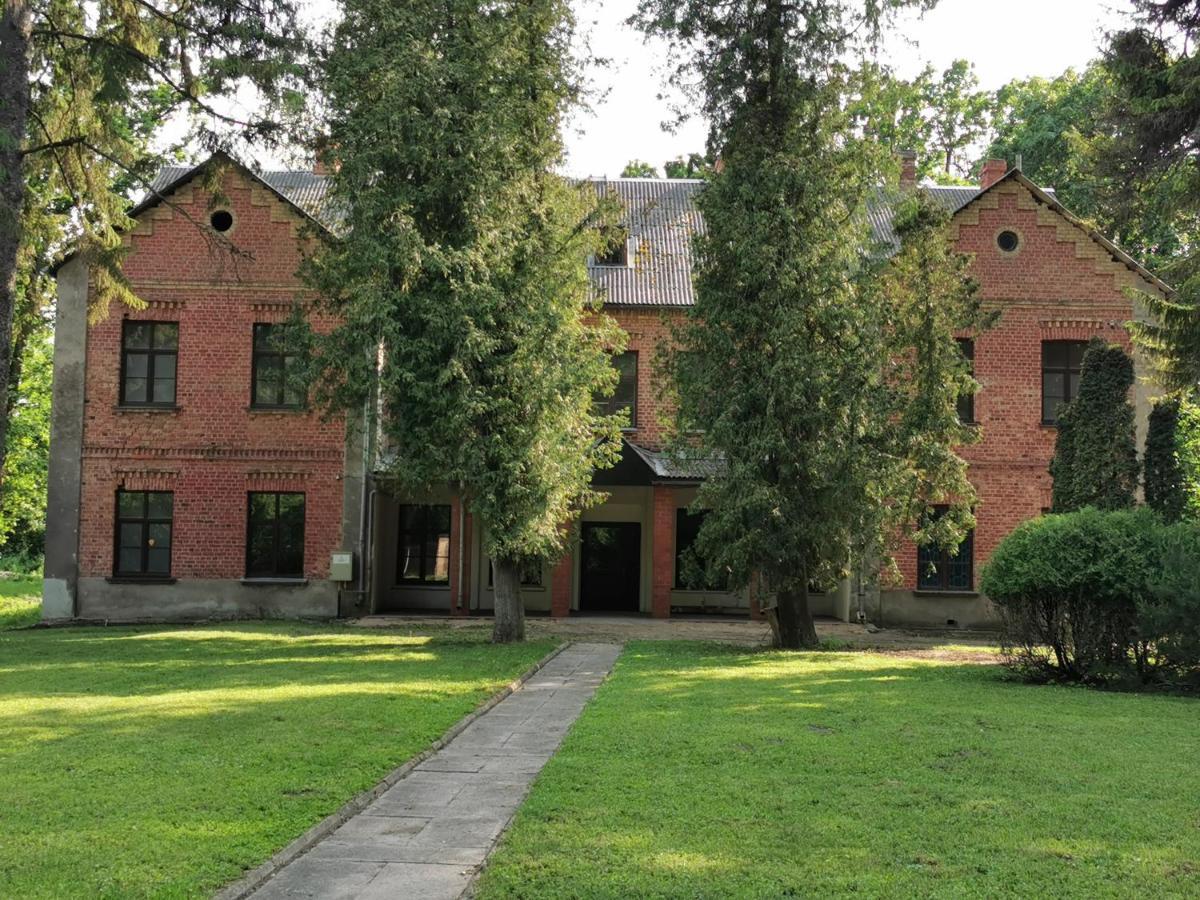 Hotel Karklu Muiza Γιέλγκαβα Εξωτερικό φωτογραφία