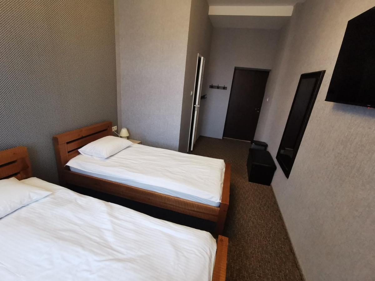 Hotel Karklu Muiza Γιέλγκαβα Εξωτερικό φωτογραφία