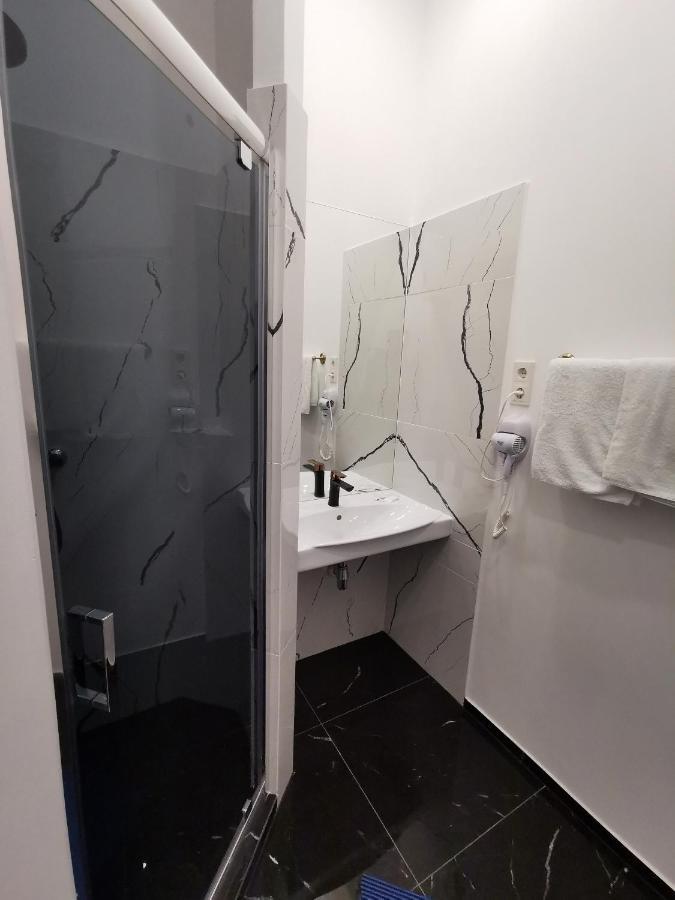 Hotel Karklu Muiza Γιέλγκαβα Εξωτερικό φωτογραφία